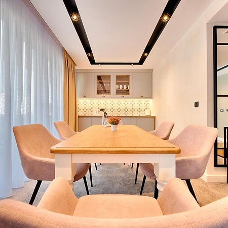 Apart Hotel Kalamper Бар Екстериор снимка