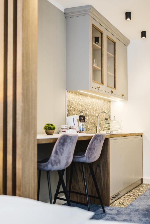 Apart Hotel Kalamper Бар Екстериор снимка