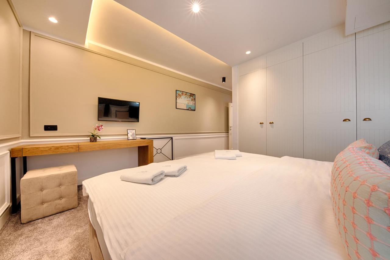 Apart Hotel Kalamper Бар Екстериор снимка