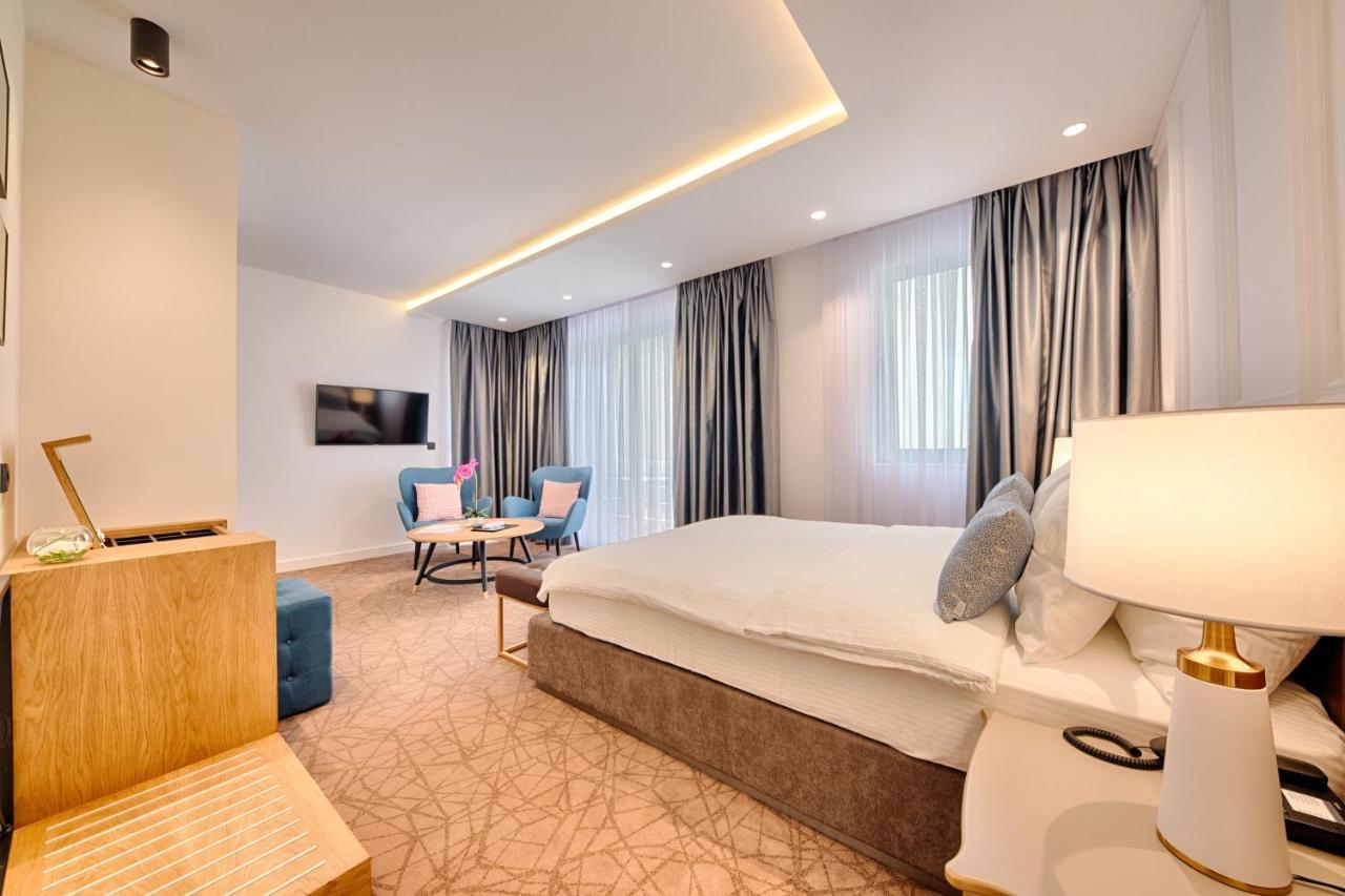Apart Hotel Kalamper Бар Екстериор снимка