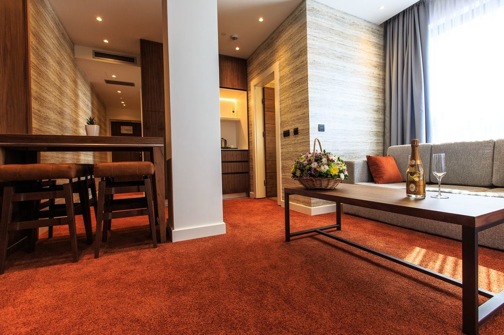 Apart Hotel Kalamper Бар Екстериор снимка